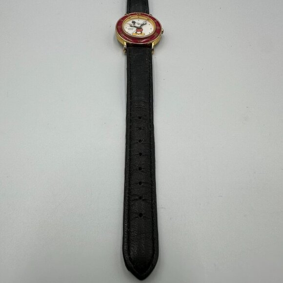 3/$30 Vintage Mickey Mouse Watch Women Gold Tone Roman Numeral Bezel - Picture 4 of 15